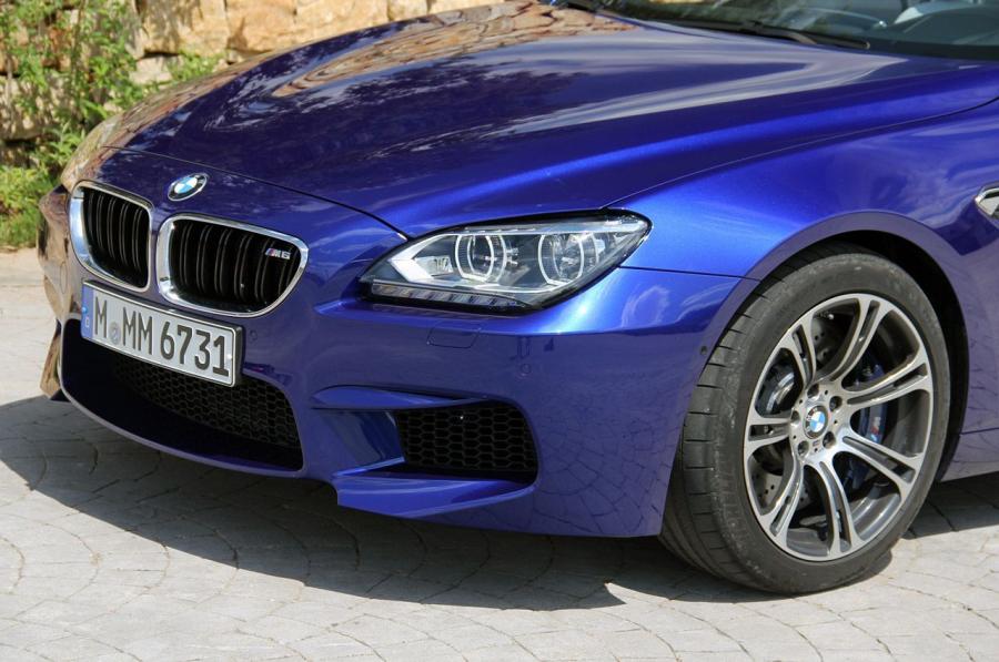  BMW M6 Convertible 2013 года  (фото 31 из 36)